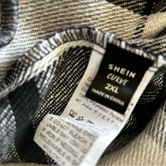 SHEIN, NEW. Plus size zip up jacket. - Picture 2 of 2